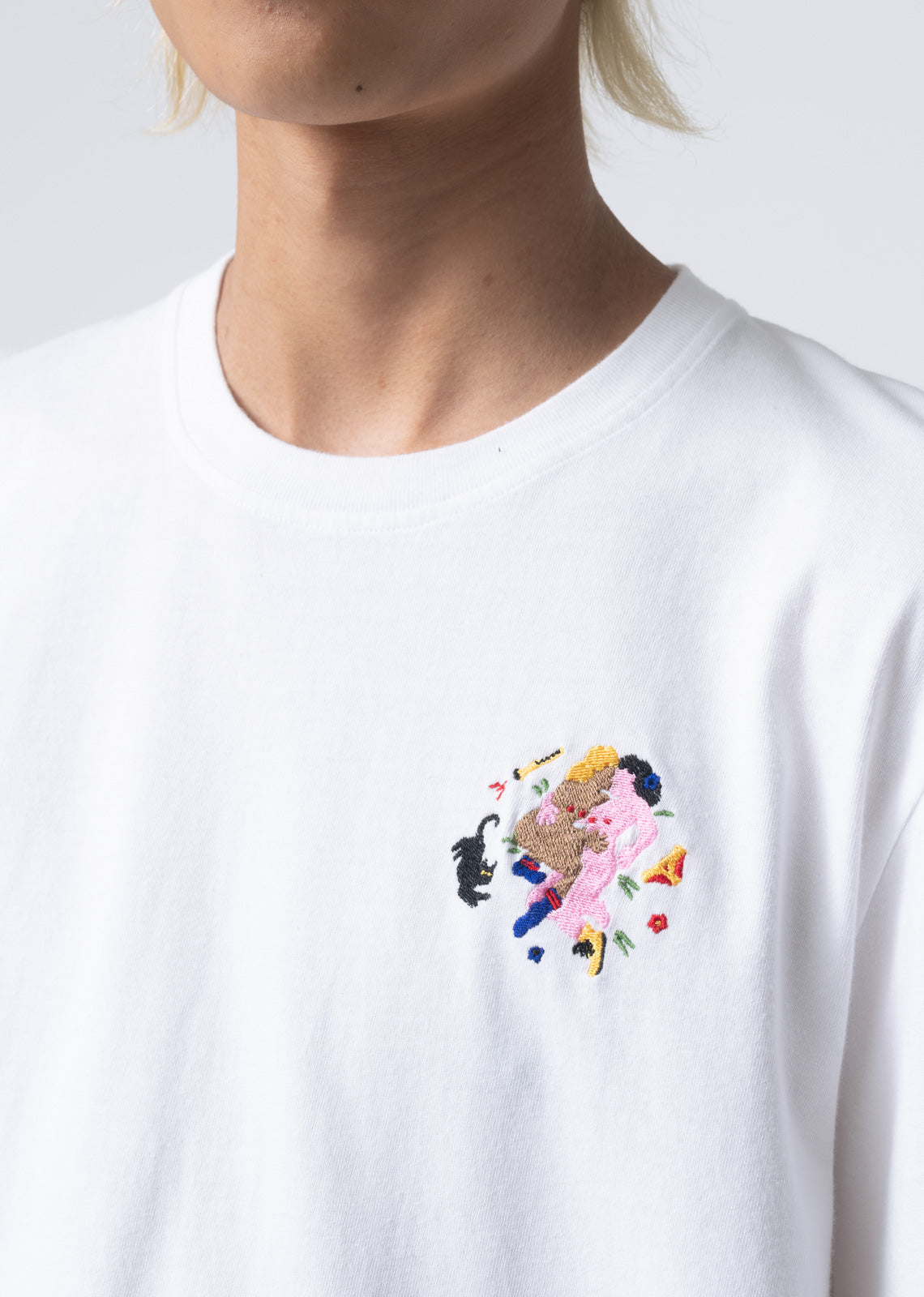 SUMMER DAMP — WHITE