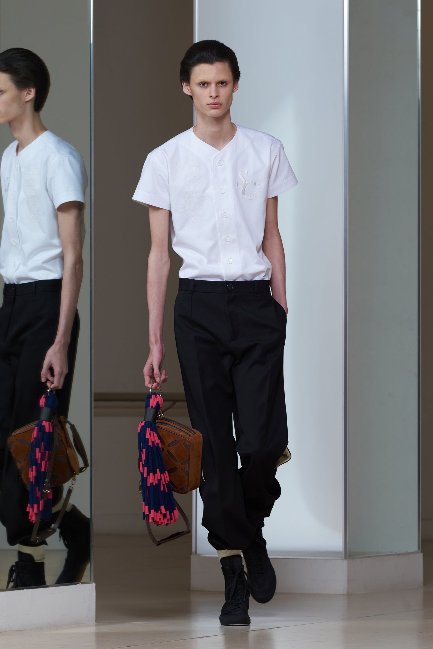 Slashed Trousers in BLACK