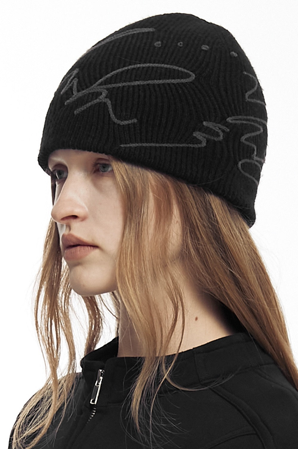 CHARCOAL ABSTRACT BEANIE (UNISEX)