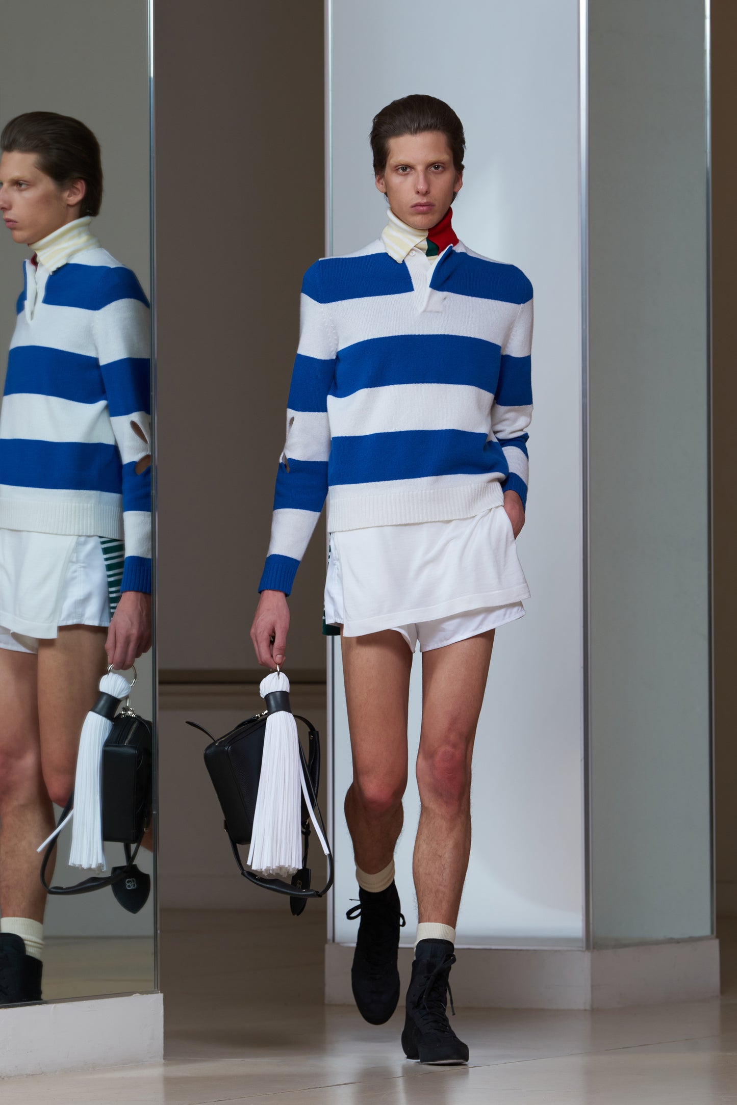 RUGBY JUMPER IN BLUE & WHITE