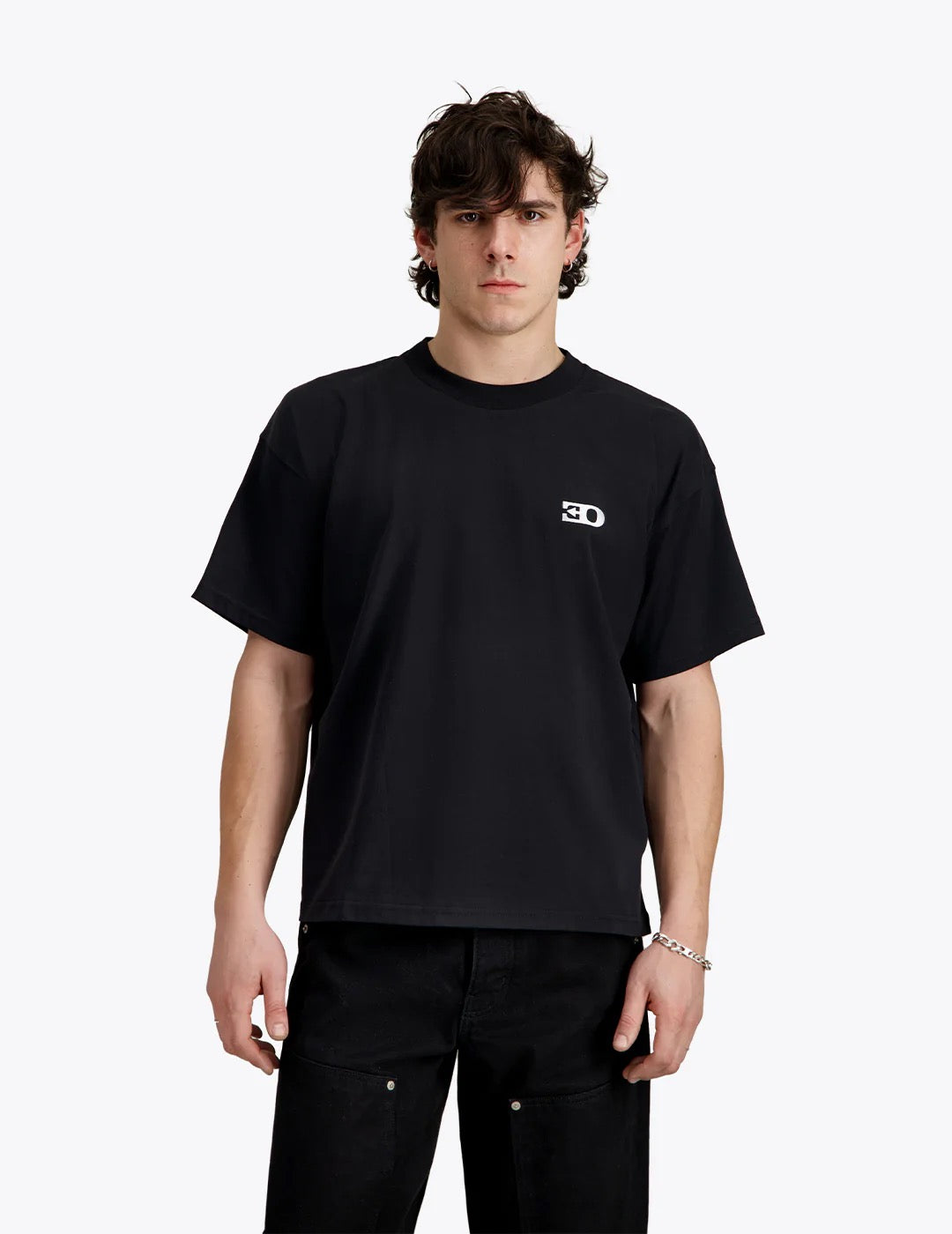 THE LOGO TEE IN BLACK